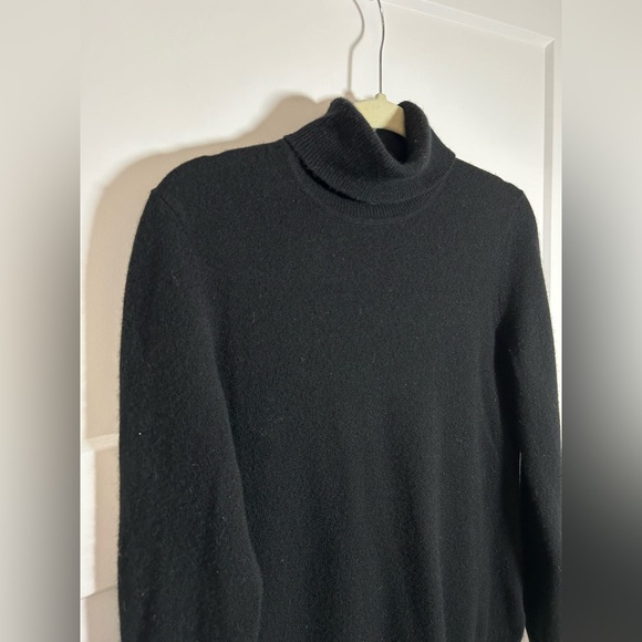 Large cashmere sweater, women’s cashmere turtleneck sweater - Picture 4 of 7